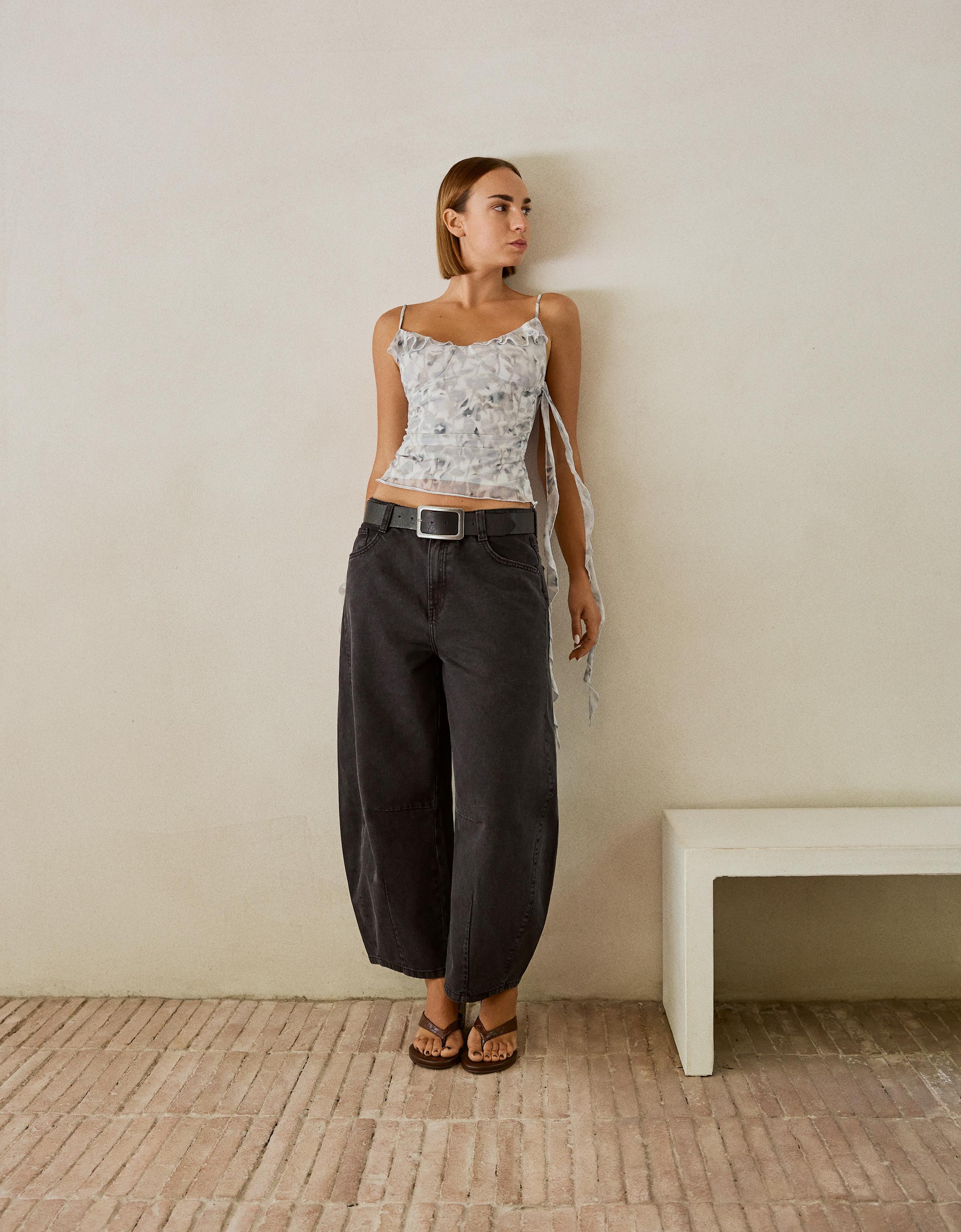 Bershka Cropped Barrel-Hose Damen 32 Grau