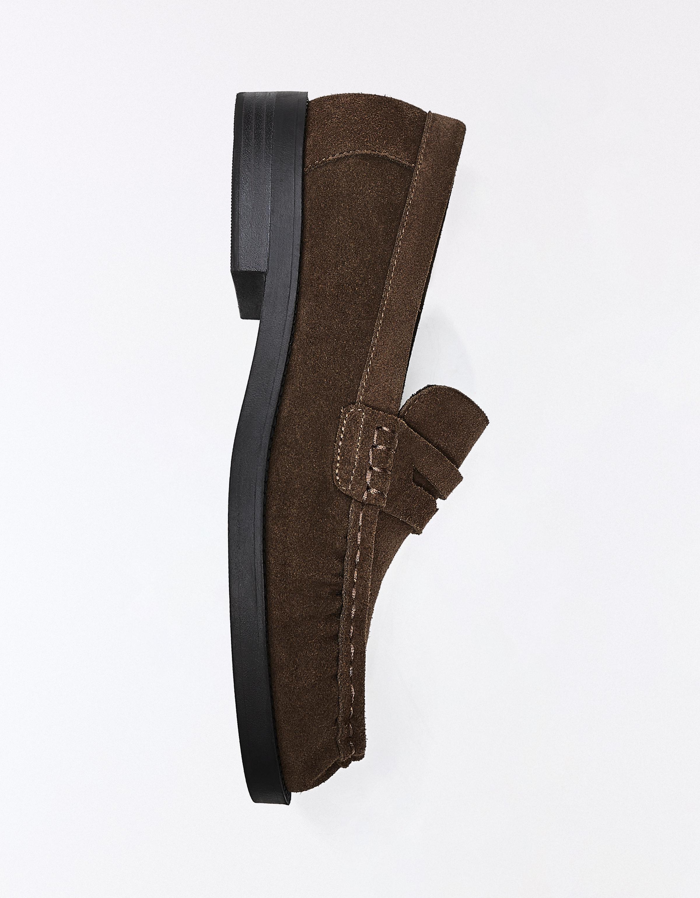 Leather loafers with slim sole — Tan