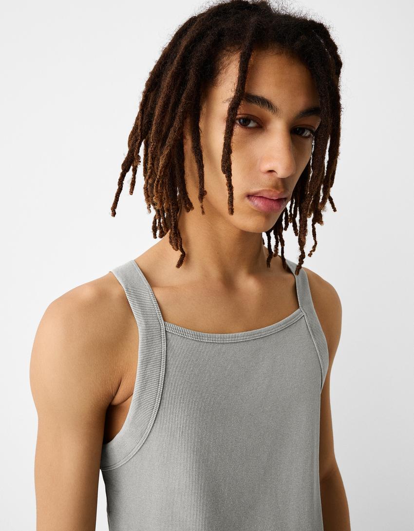 T-shirt alças nervuras gola reta-Cinza-2