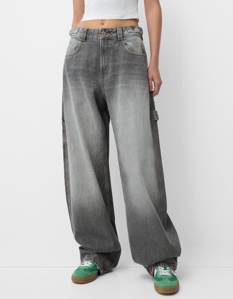 Adjustable balloon fit carpenter jeans