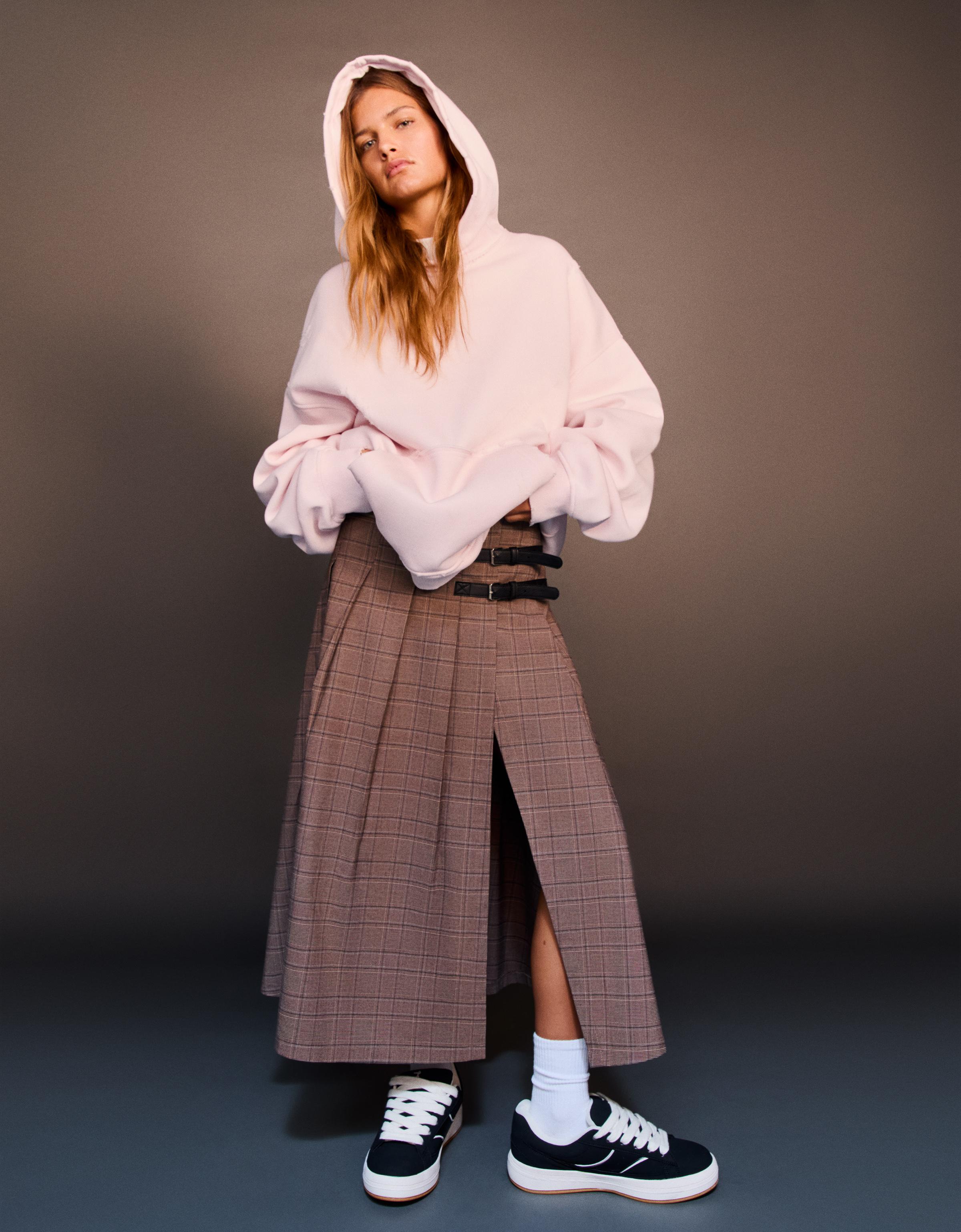Skater sneakers - Women | Bershka
