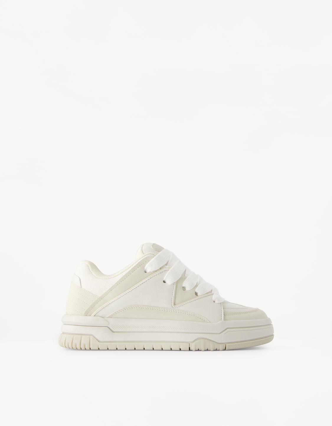 Chunky skater trainers
