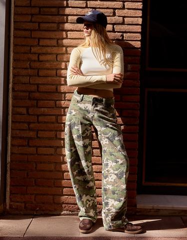 Low-rise baggy barrel jeans — Brown 4