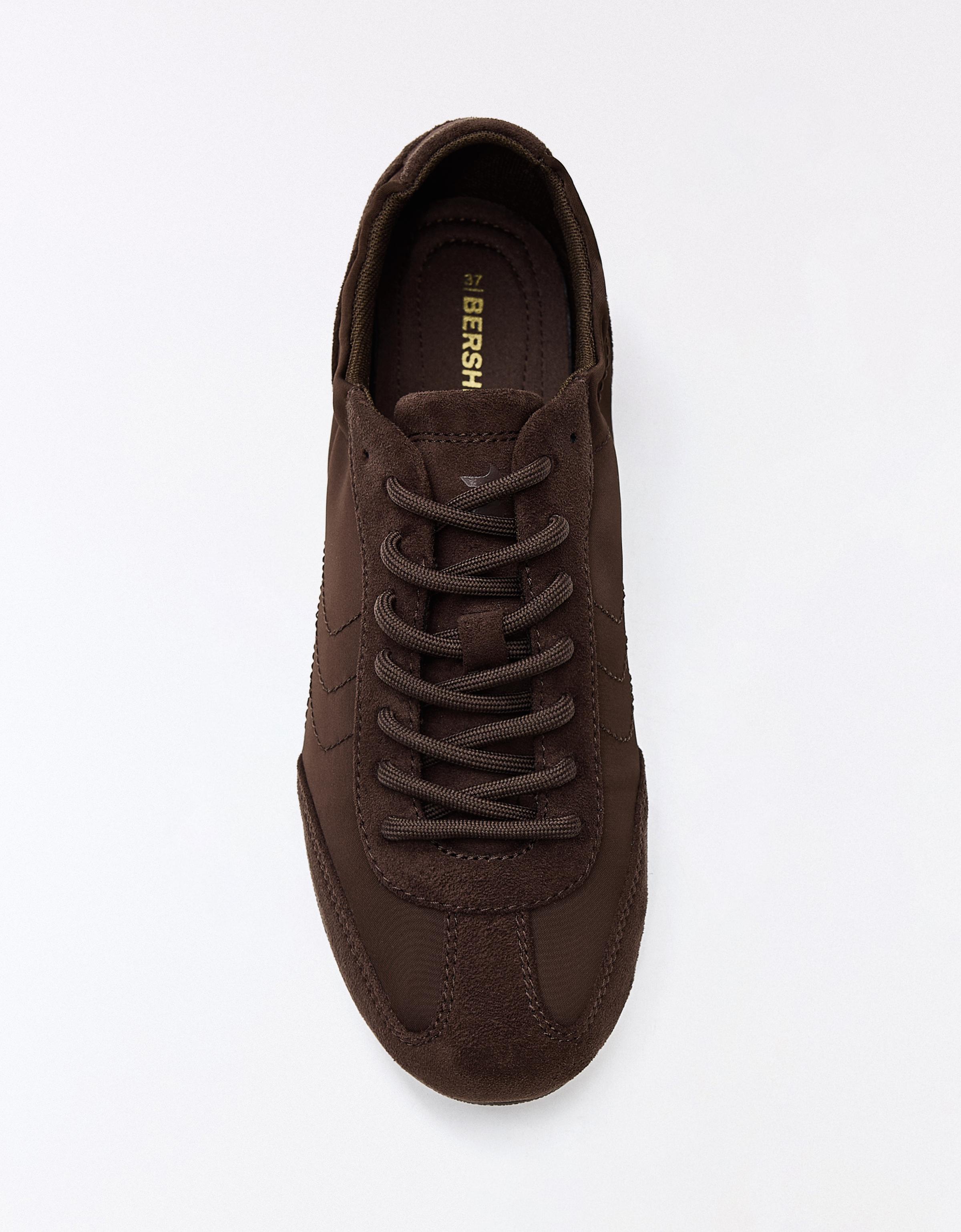Thin Trainers — Brown