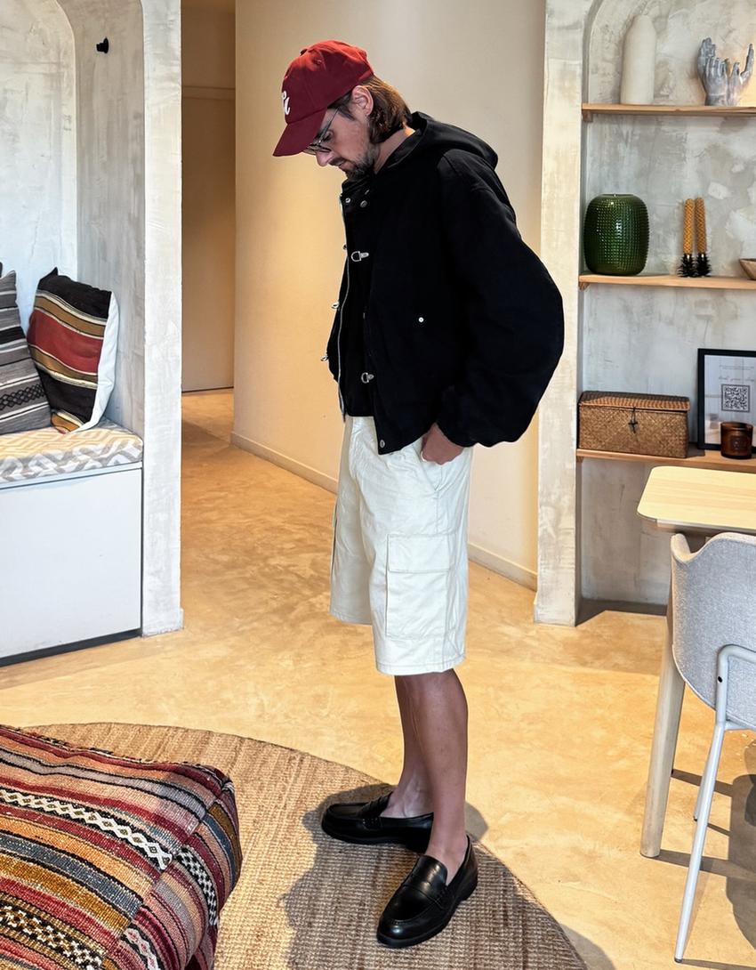 Wide-leg cargo Bermuda shorts-Sand