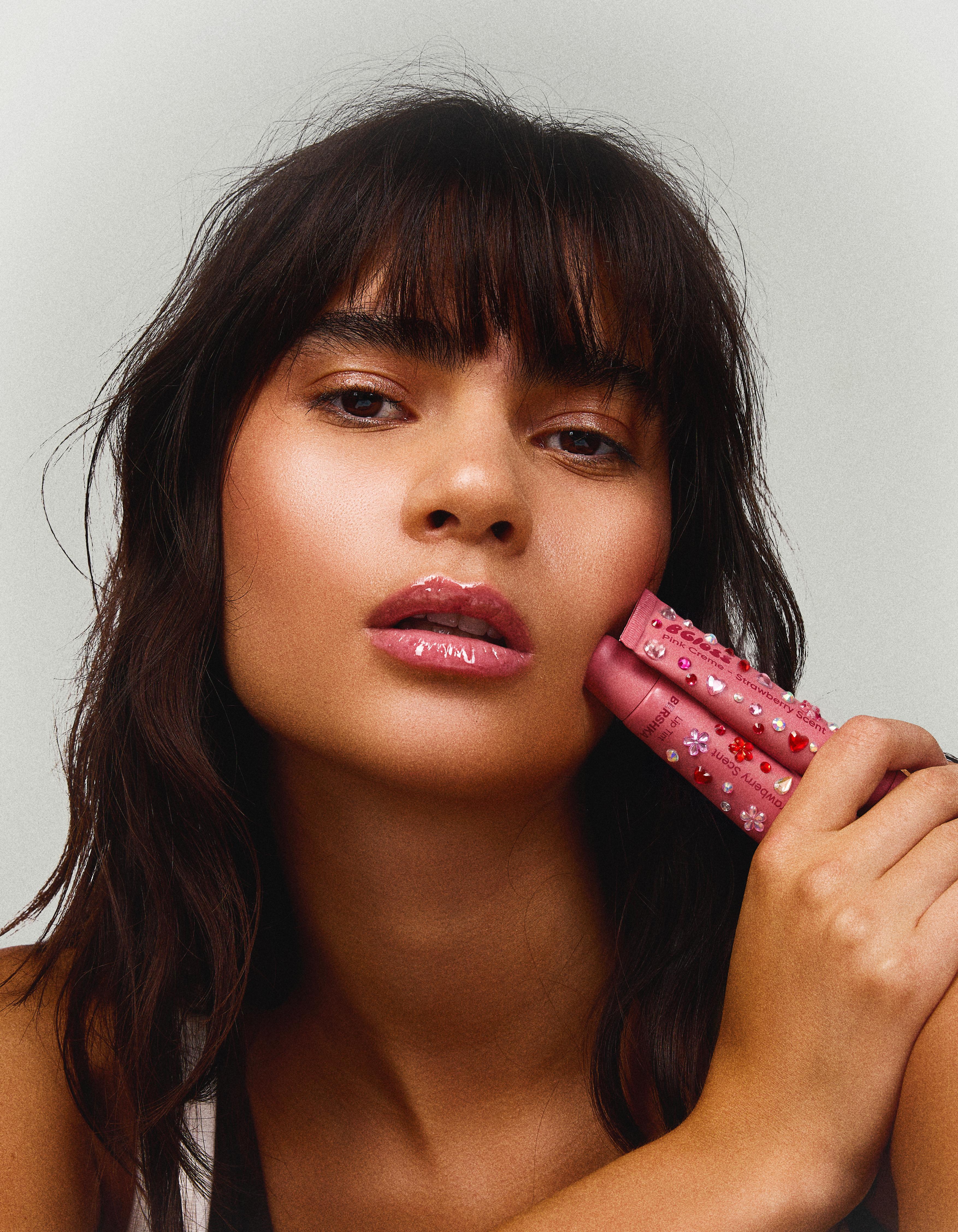 STRAWBERRY LIP TINT — Pink
