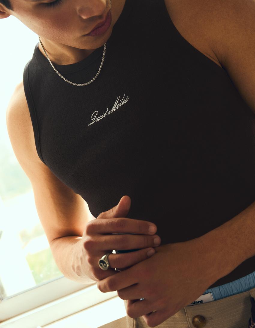 Koszulka na ramiączkach z nadrukiem-Czarny