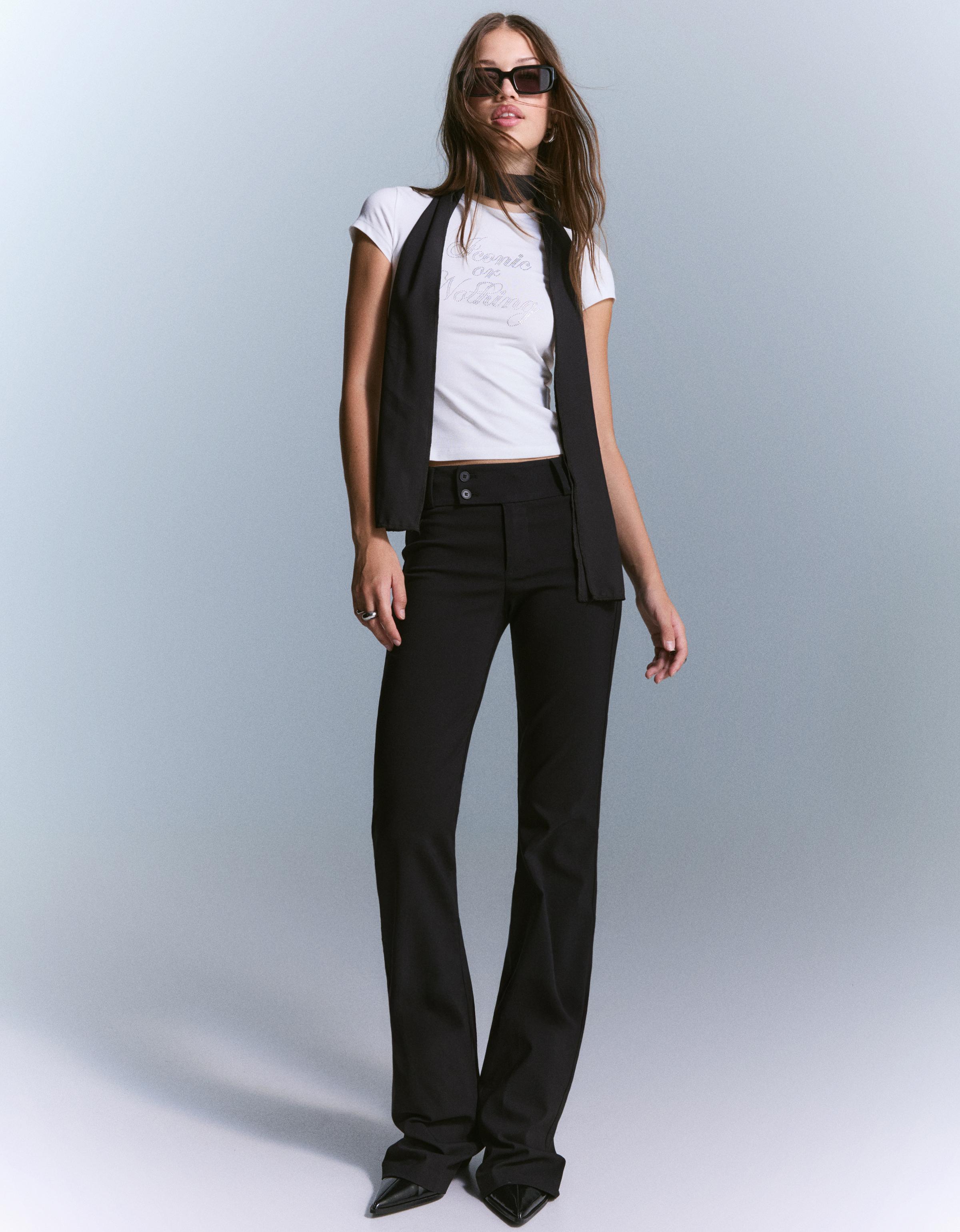 Bershka T-Shirt Mit Kurzen Ärmeln Und Strass Damen M Rohweiß