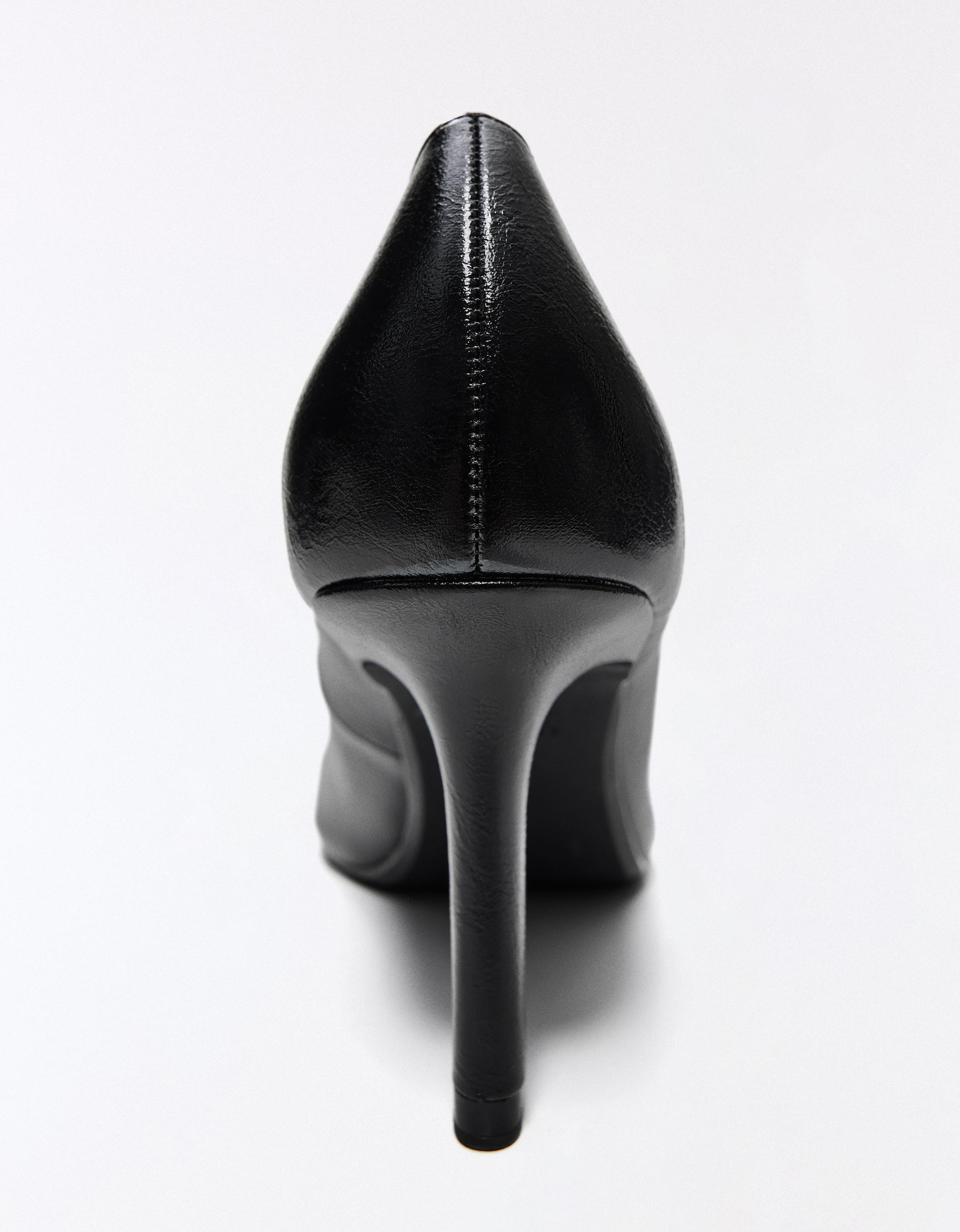 High-heel shoes — BLACK