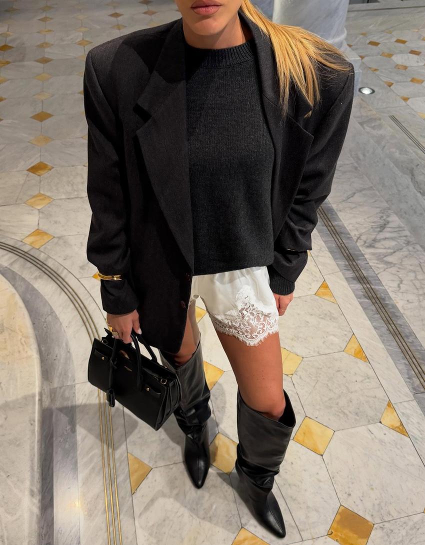 Bermuda en satin avec dentelle-Écru