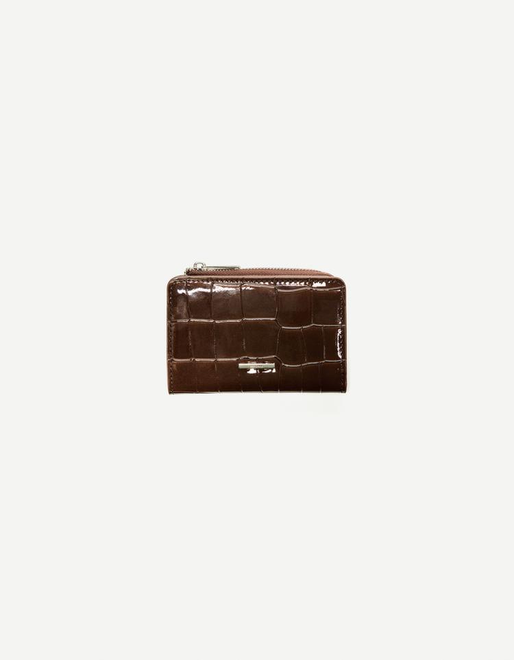 Textured zip purse — Brown