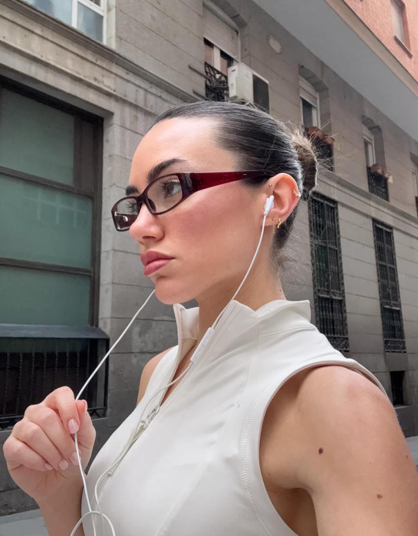 Technical zip-up gilet-Oats