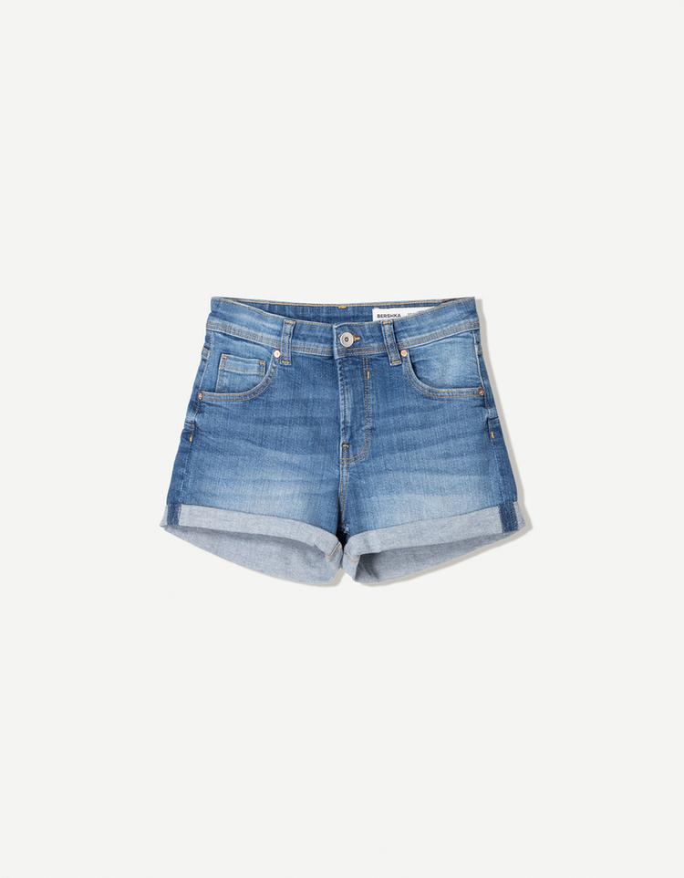 Kıvrık denim şort