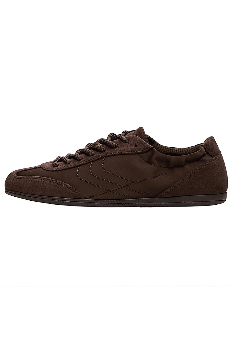 Thin Trainers — Brown