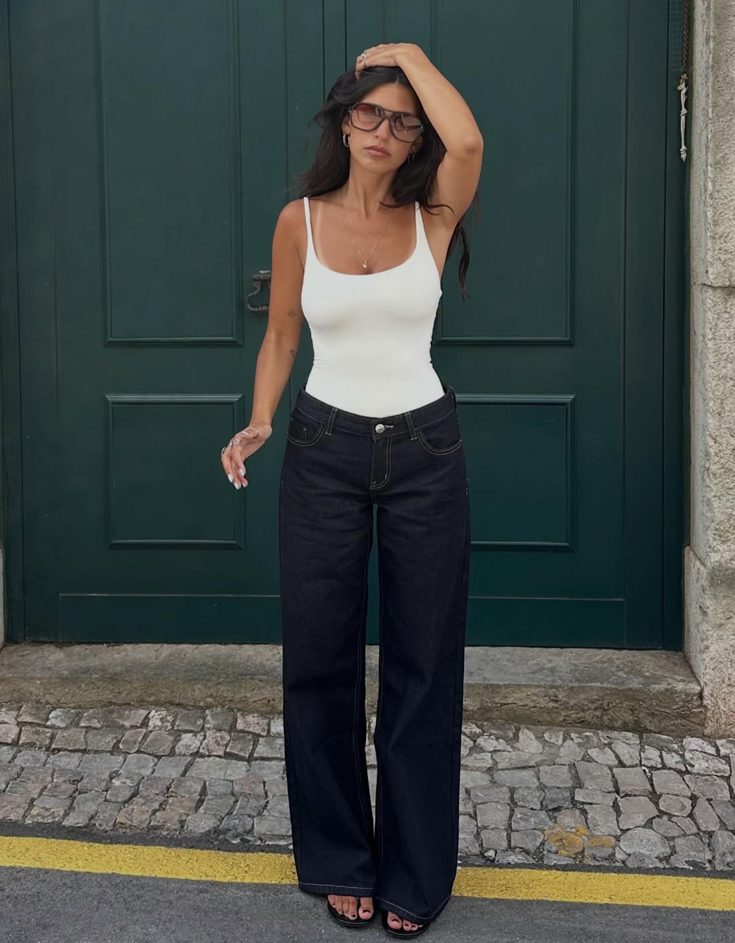 Round neck strappy bodysuit — Cream