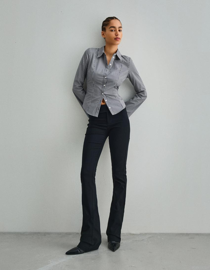 Camisa manga flare justa-Cinza