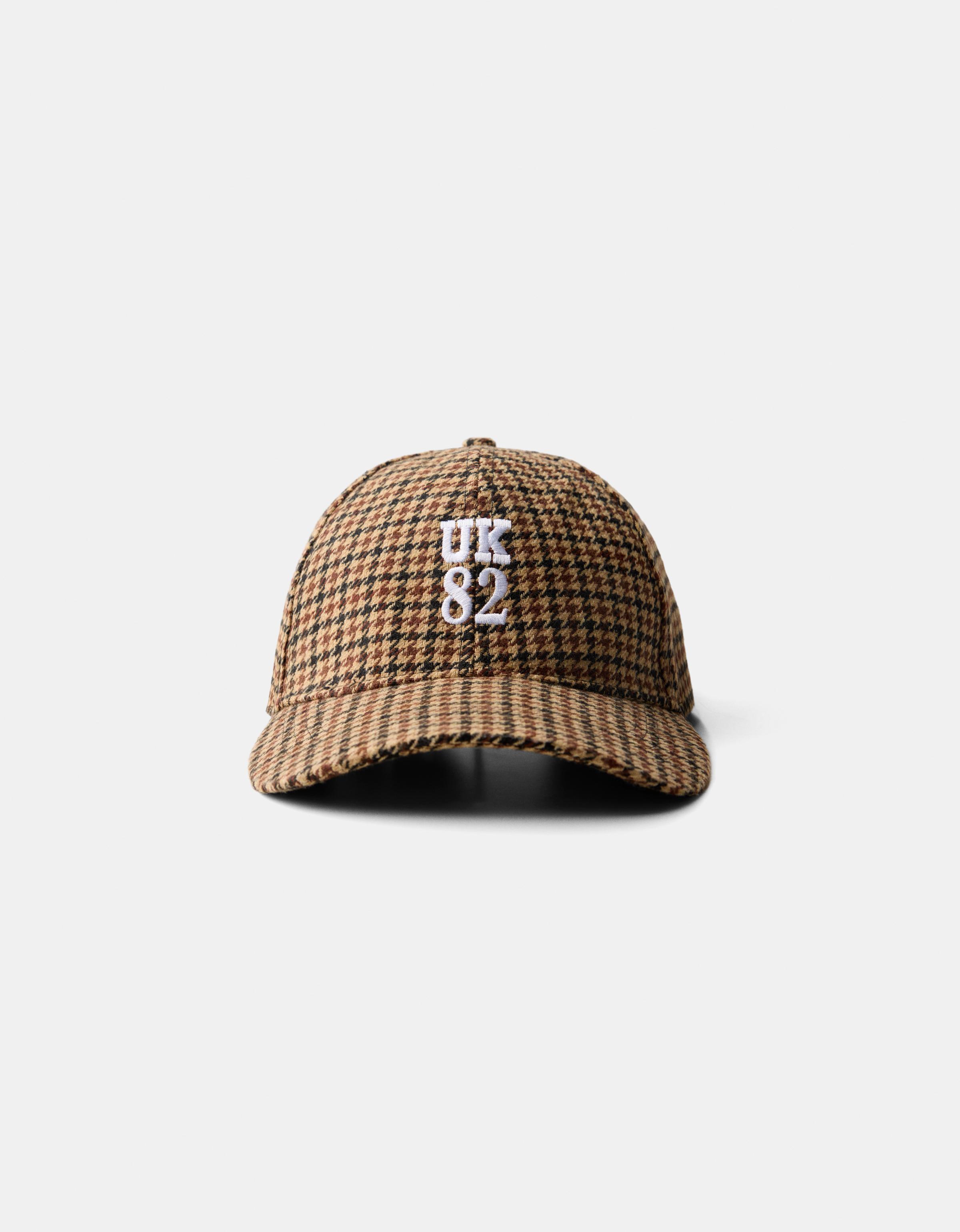 Bershka Besticktes Basecap Herren Braun