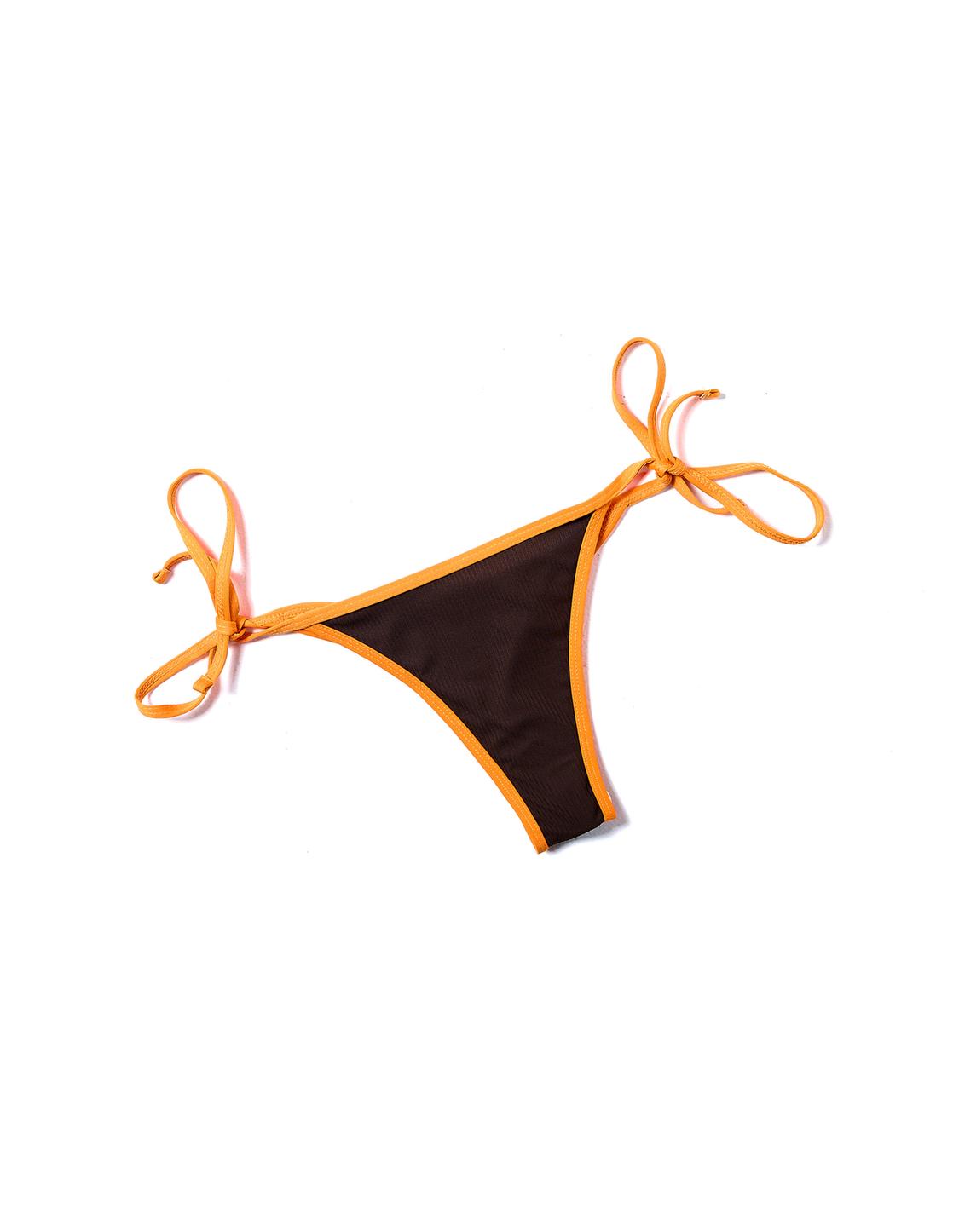 Contrast bikini bottoms