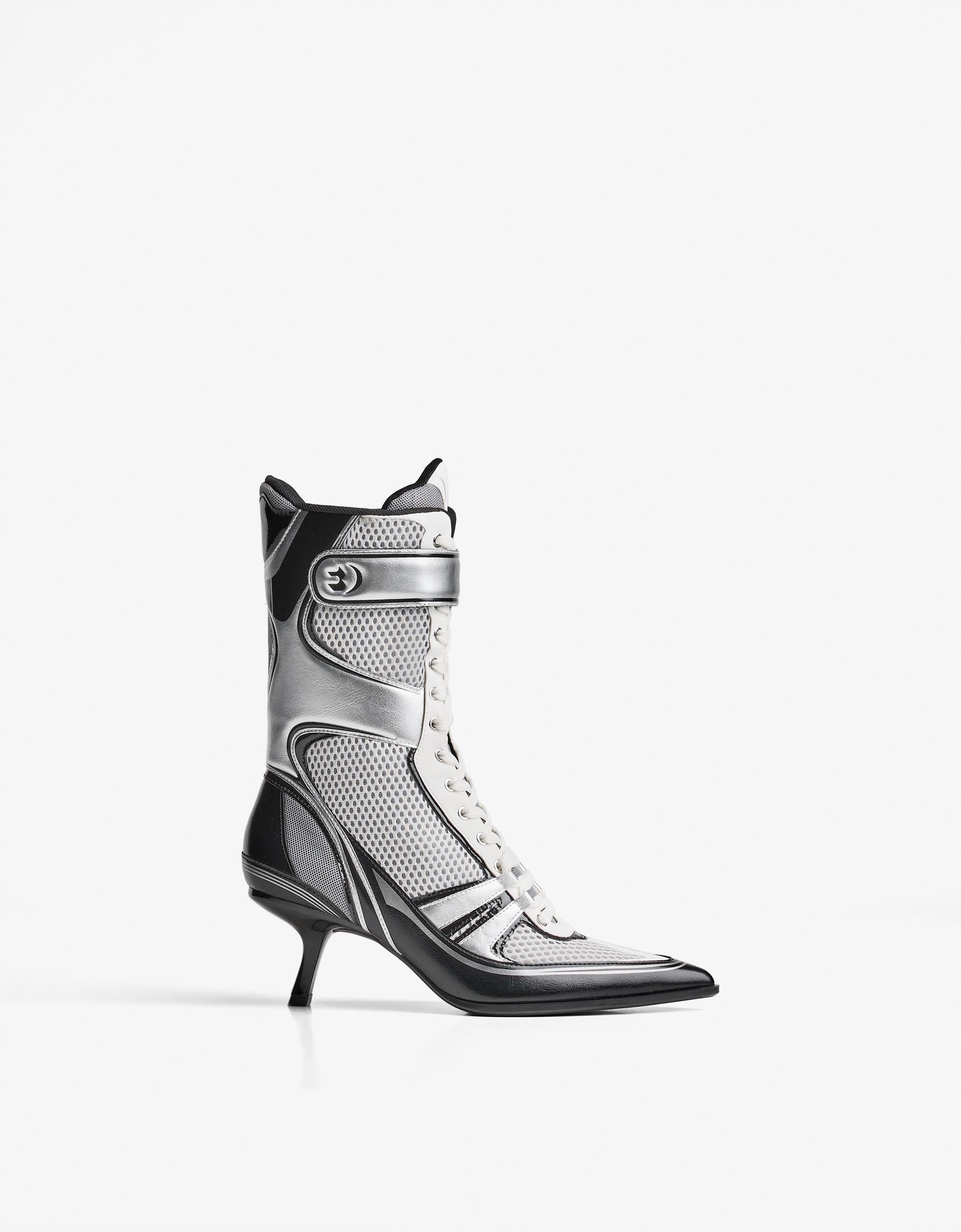 Bershka Fußball-Stiefeletten Mit Absatz Damen 36 Kombiniert