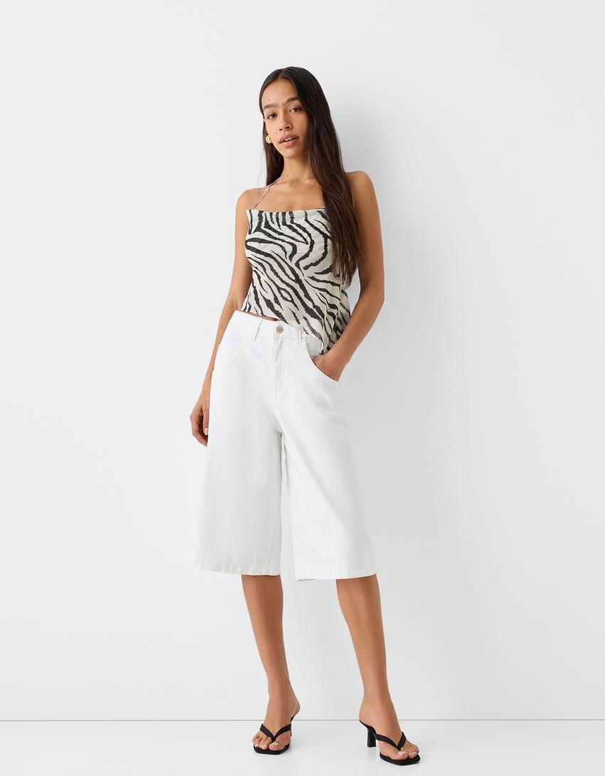 توب قصير غير متماثل بطبعة حيوانية-أبيض / أسود-3