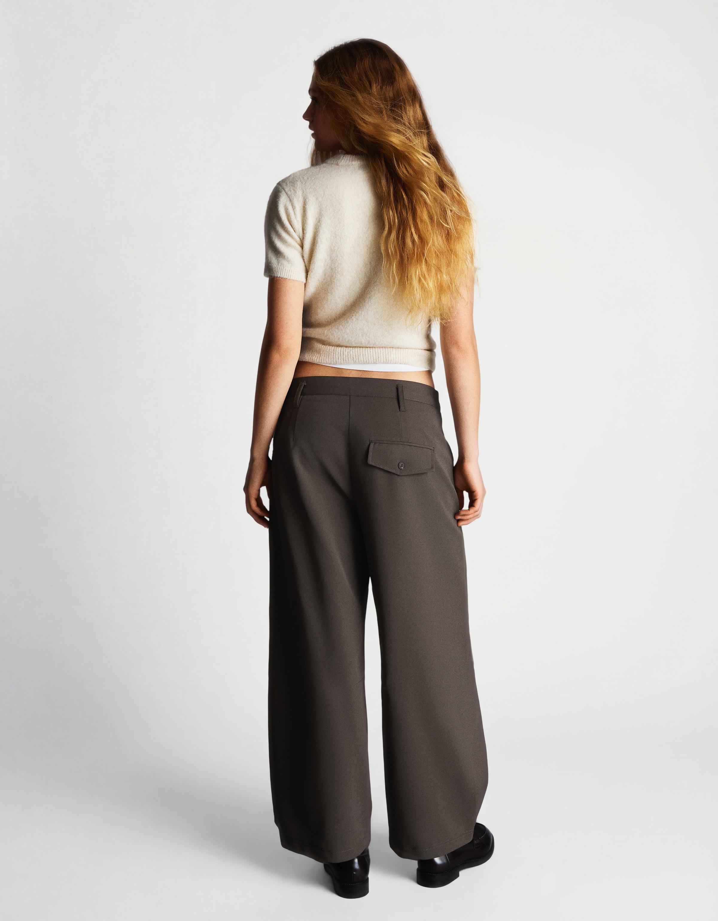 Pleated double-button trousers — Sand