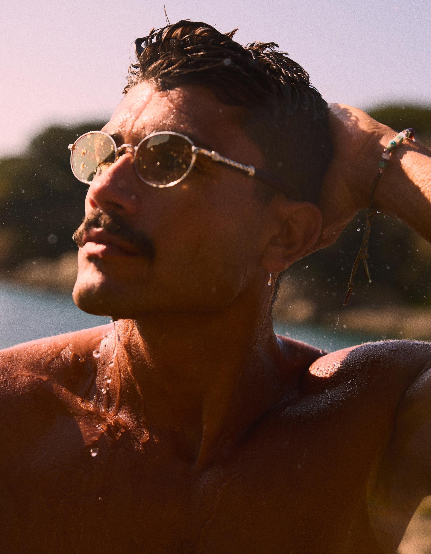 Bershka owalne okulary przeciwsłoneczne żółty