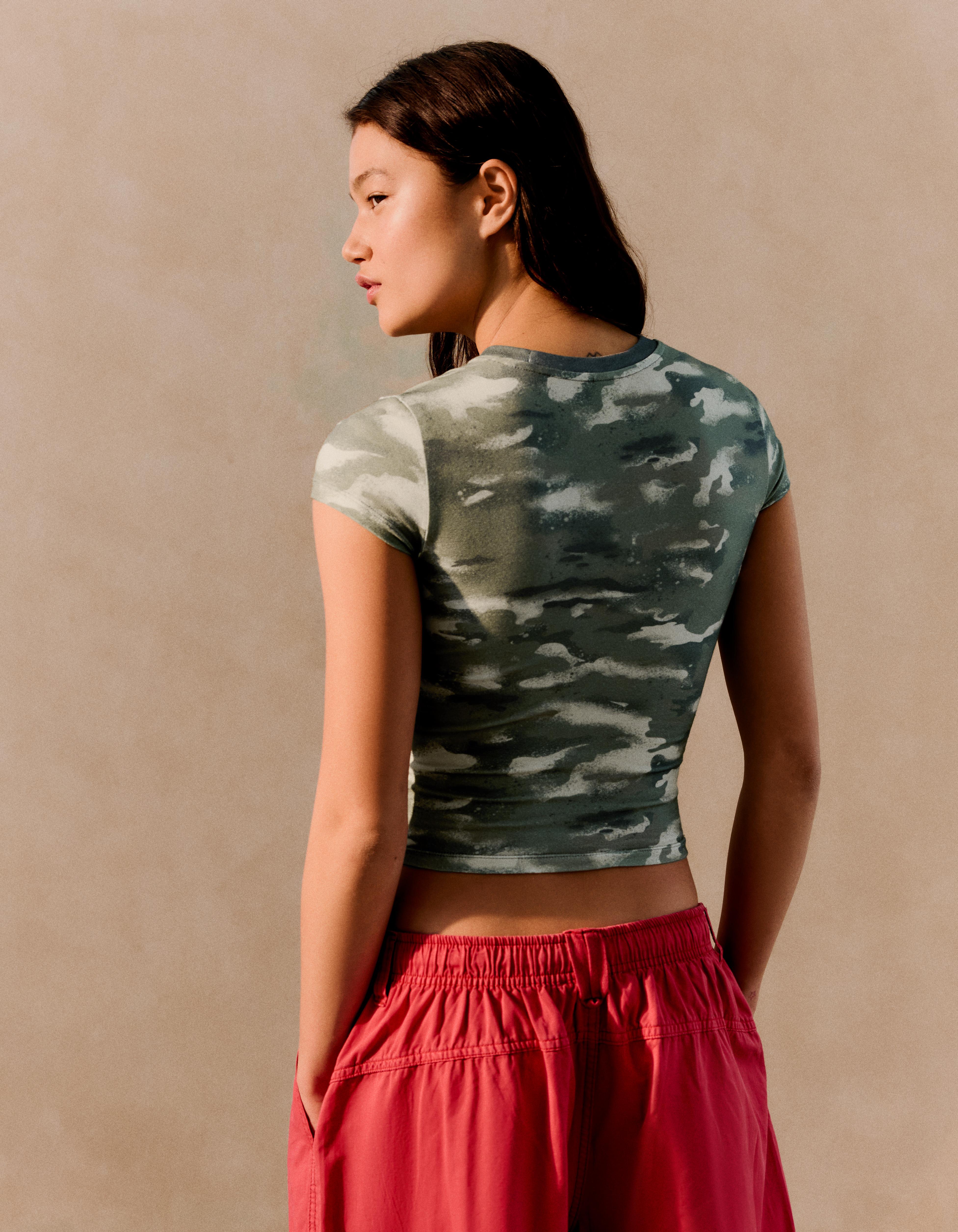 Fitted short sleeve camouflage T-shirt — Khaki