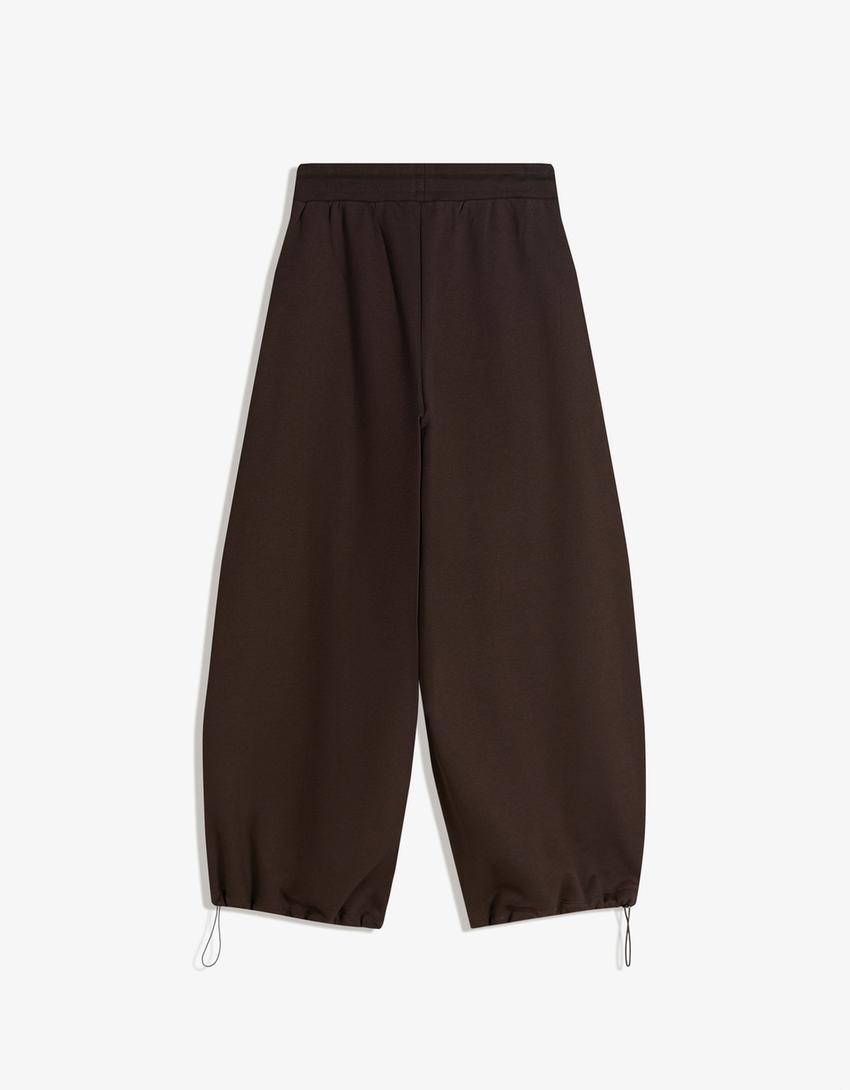 Plush barrel trousers with stoppers-Brown