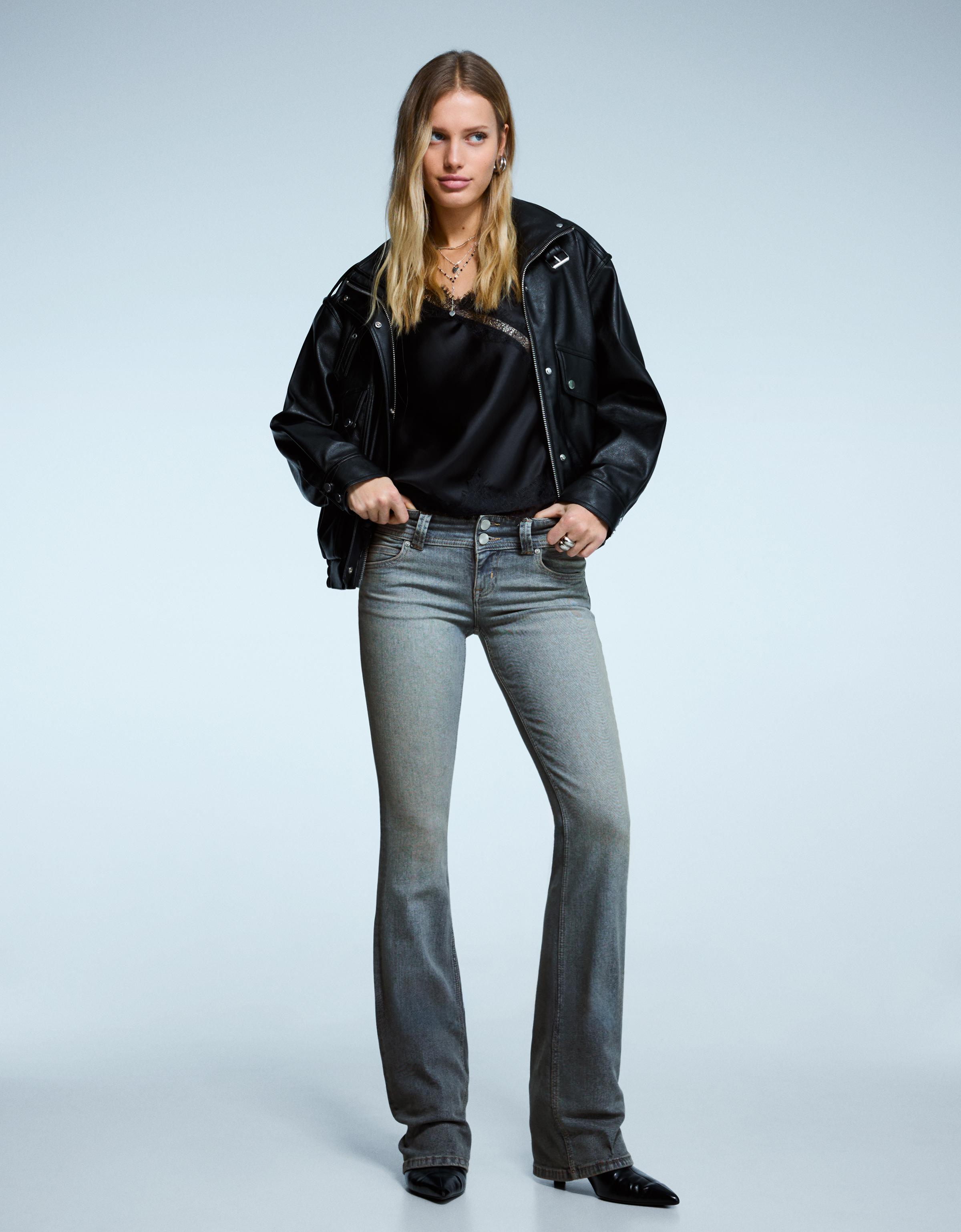 Bershka Bootcut Jeans Mit Taschen Damen 42 Ausgewaschenes Blau