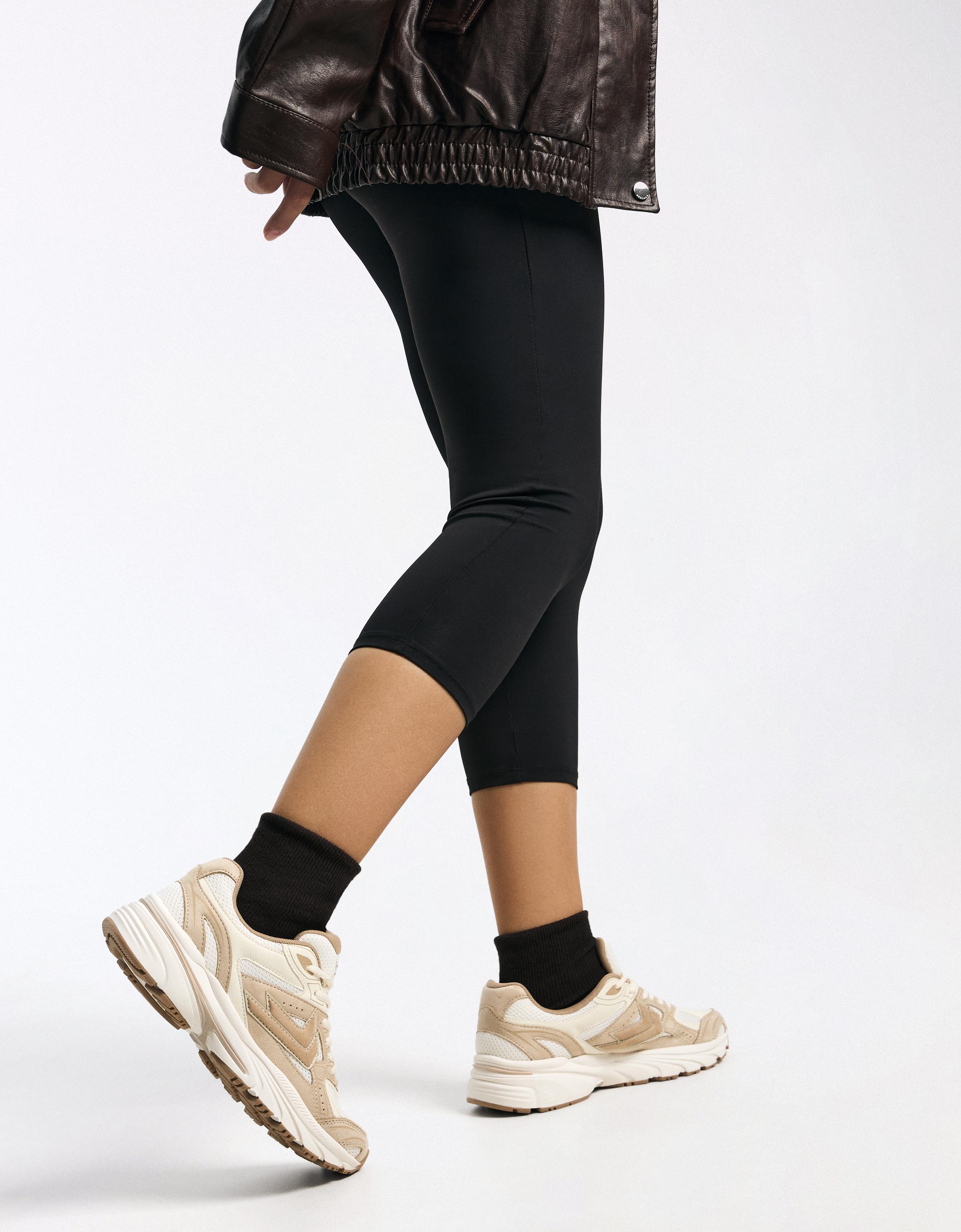 Multi-piece trainers — SAND