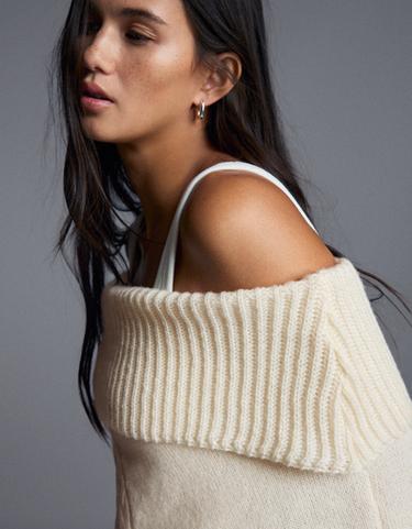 Cable-knit poncho with fringing — Blue 3