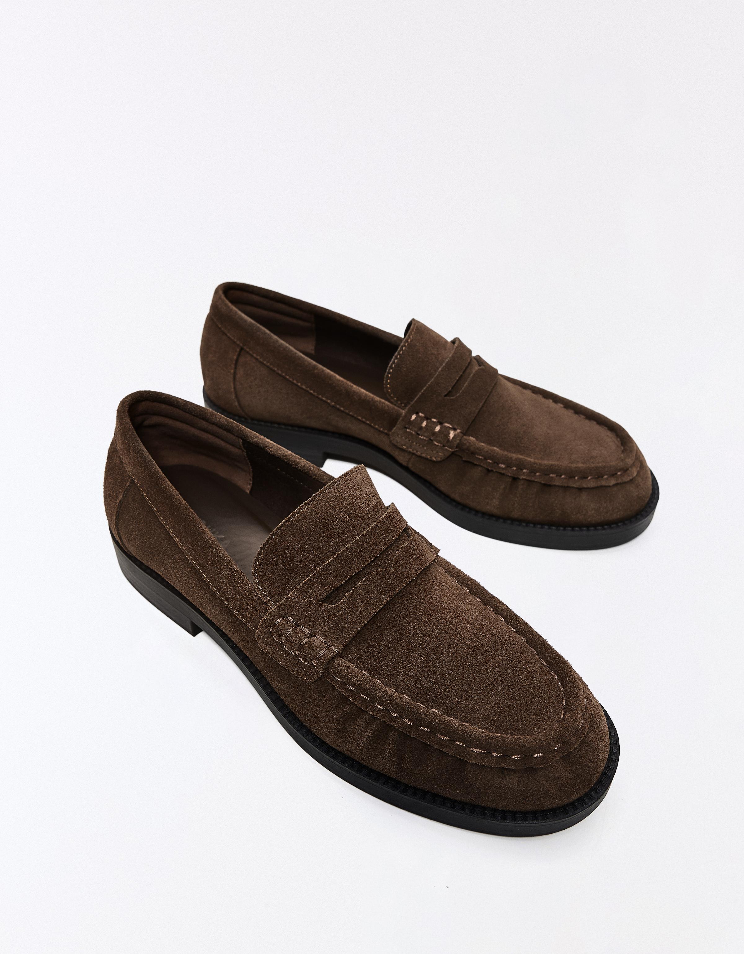 Leather loafers with slim sole — Tan