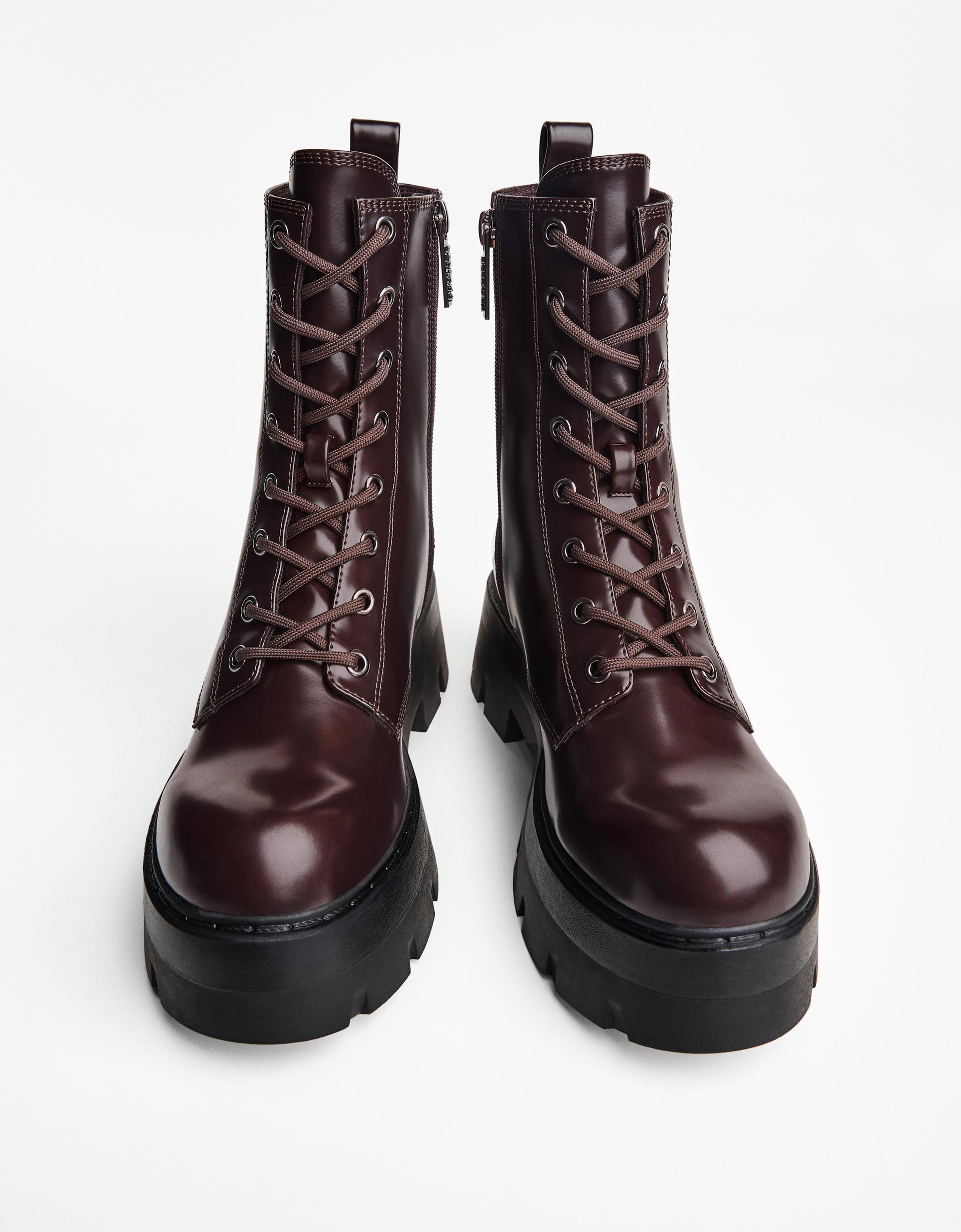 Lace-up ankle boots - Main Image