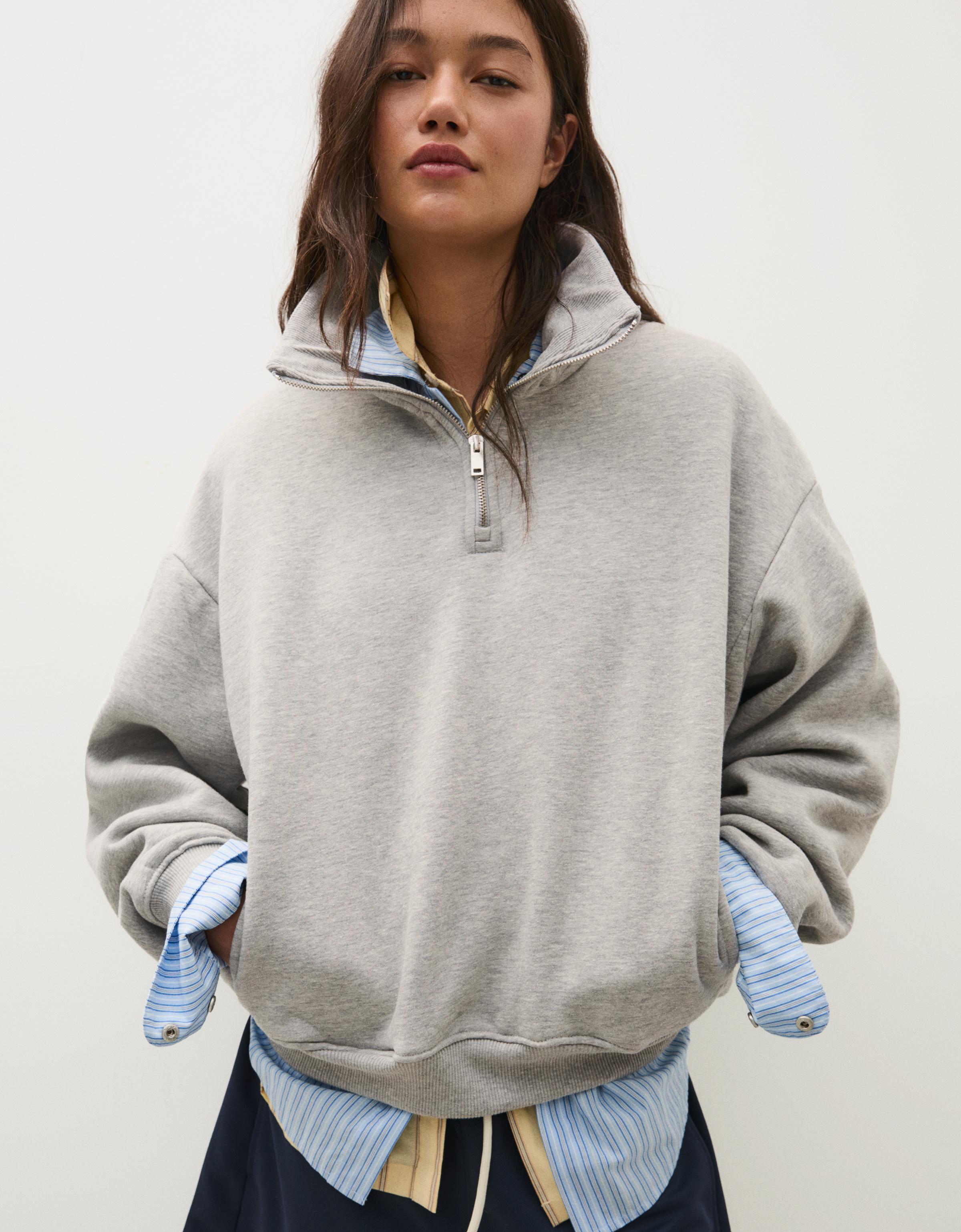 High neck zip-up sweatshirt — Grey
