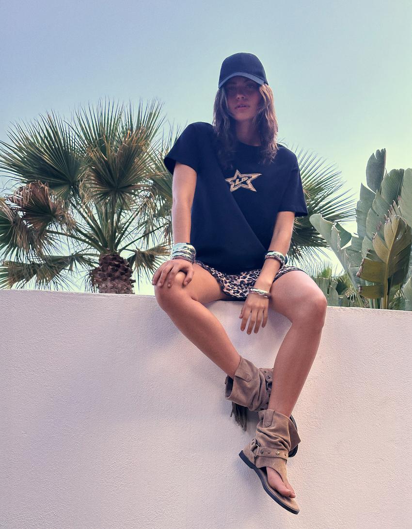 Lisa print short sleeve T-shirt-Black