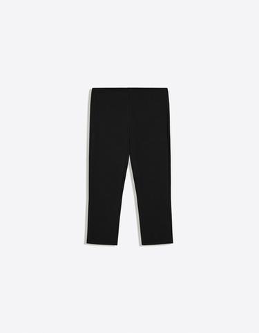 Capris — Black 5