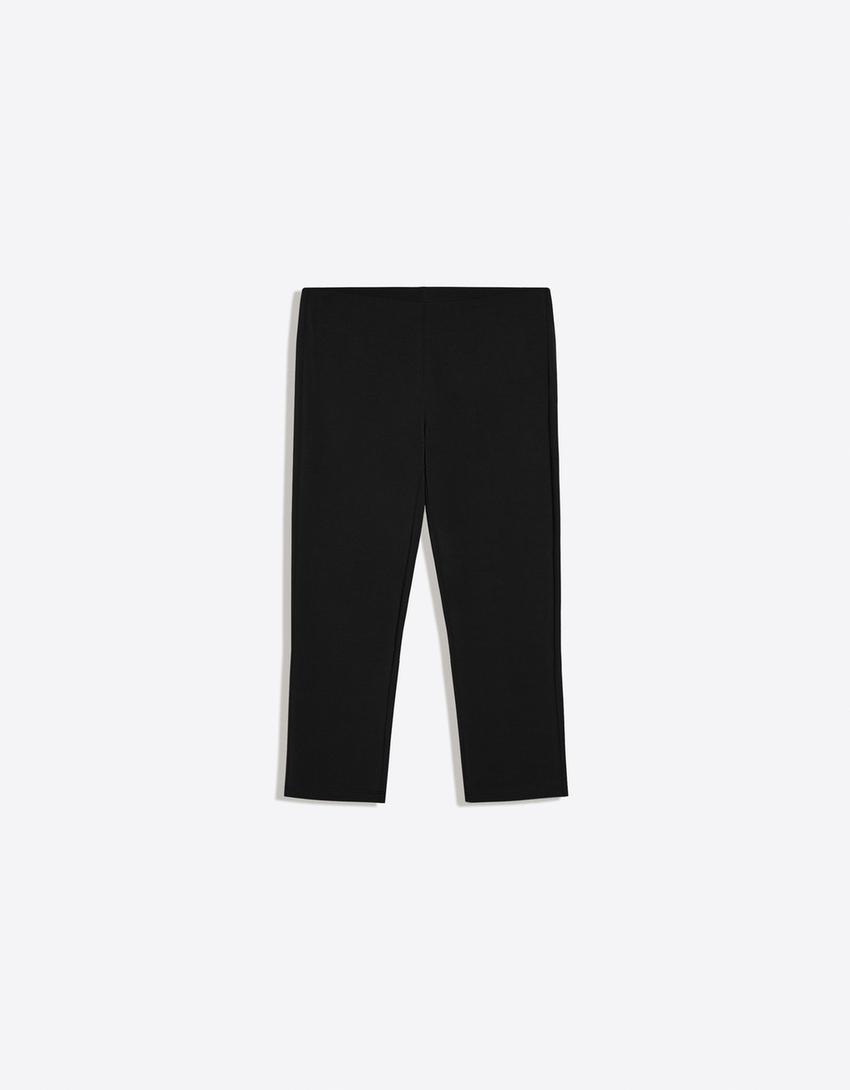 Pantalón capri-Negro