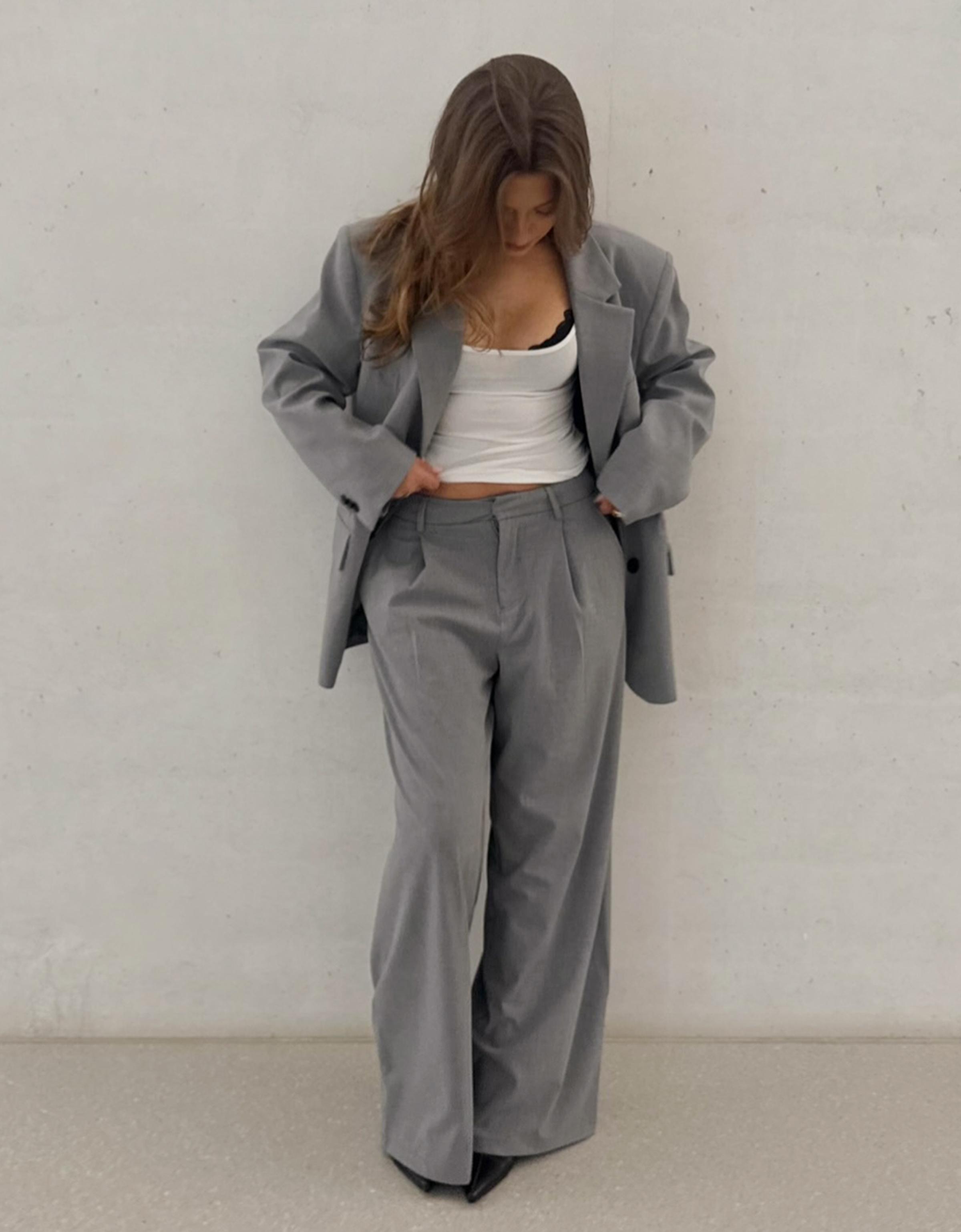Bershka Pantalón Volumen Doble Tela Mujer Gris