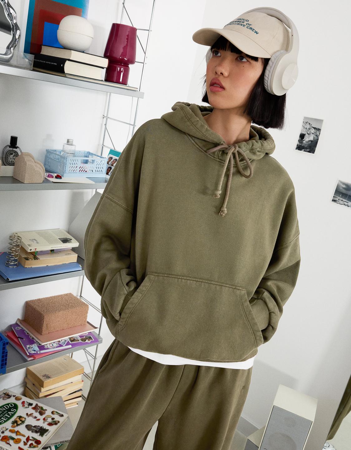 Sweatshirt oversize com capuz