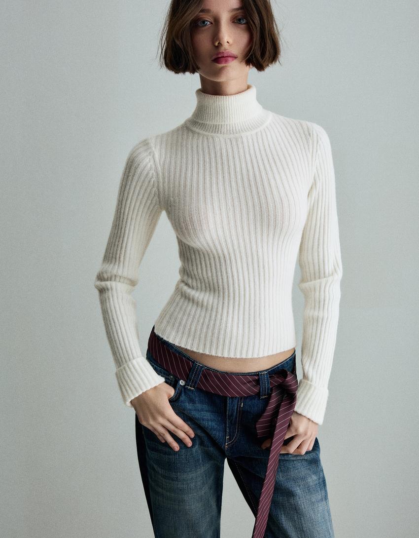 Ribbed high neck sweater-Cream