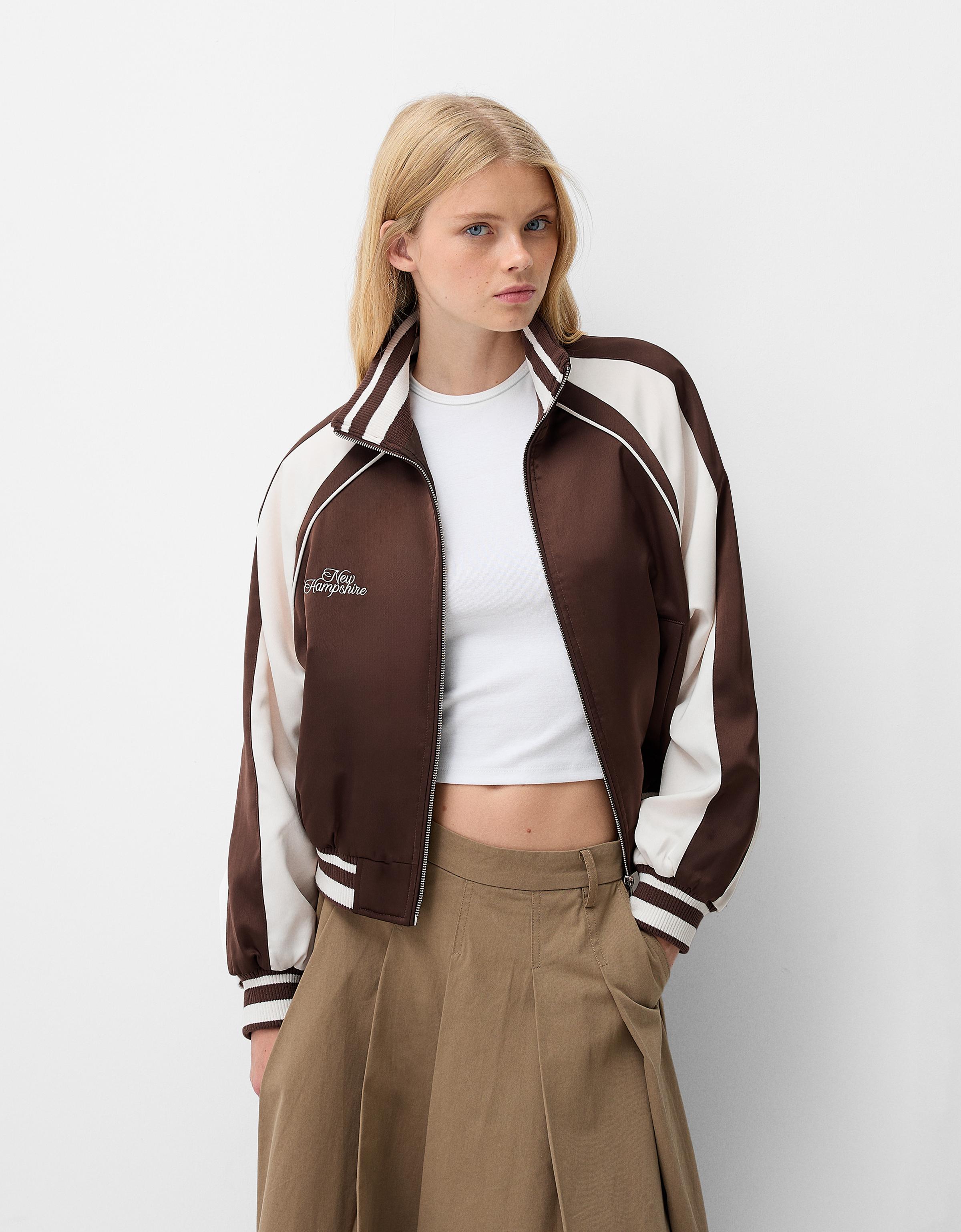 Bershka Varsity-Jacke In Satinoptik Damen Xs Braun