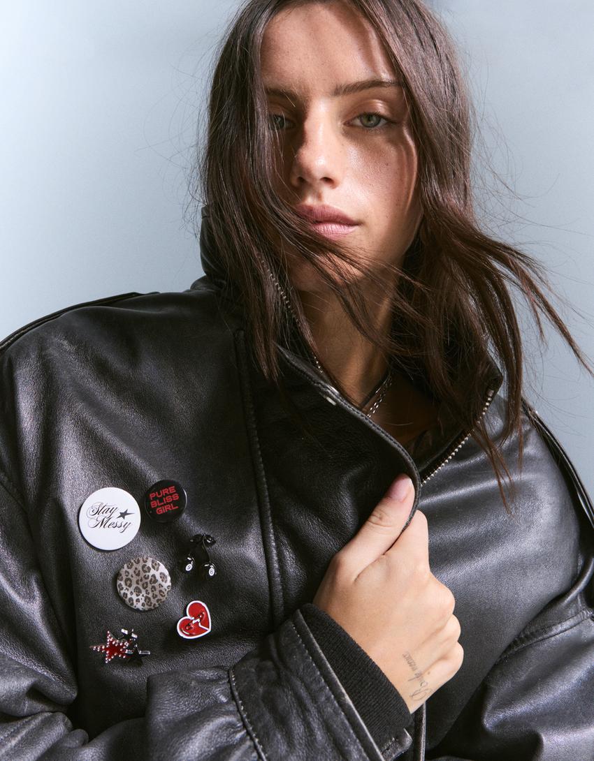 Lot 6 badges-Noir-0