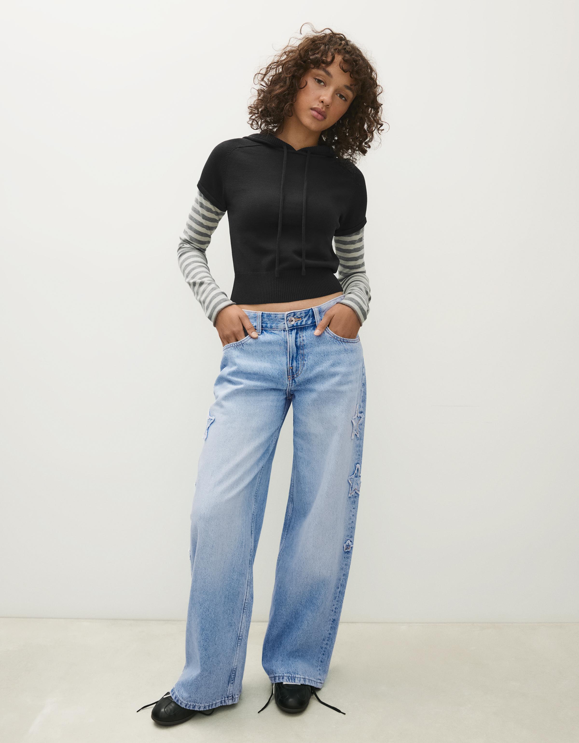 Hooded sweater with contrast sleeves — Black