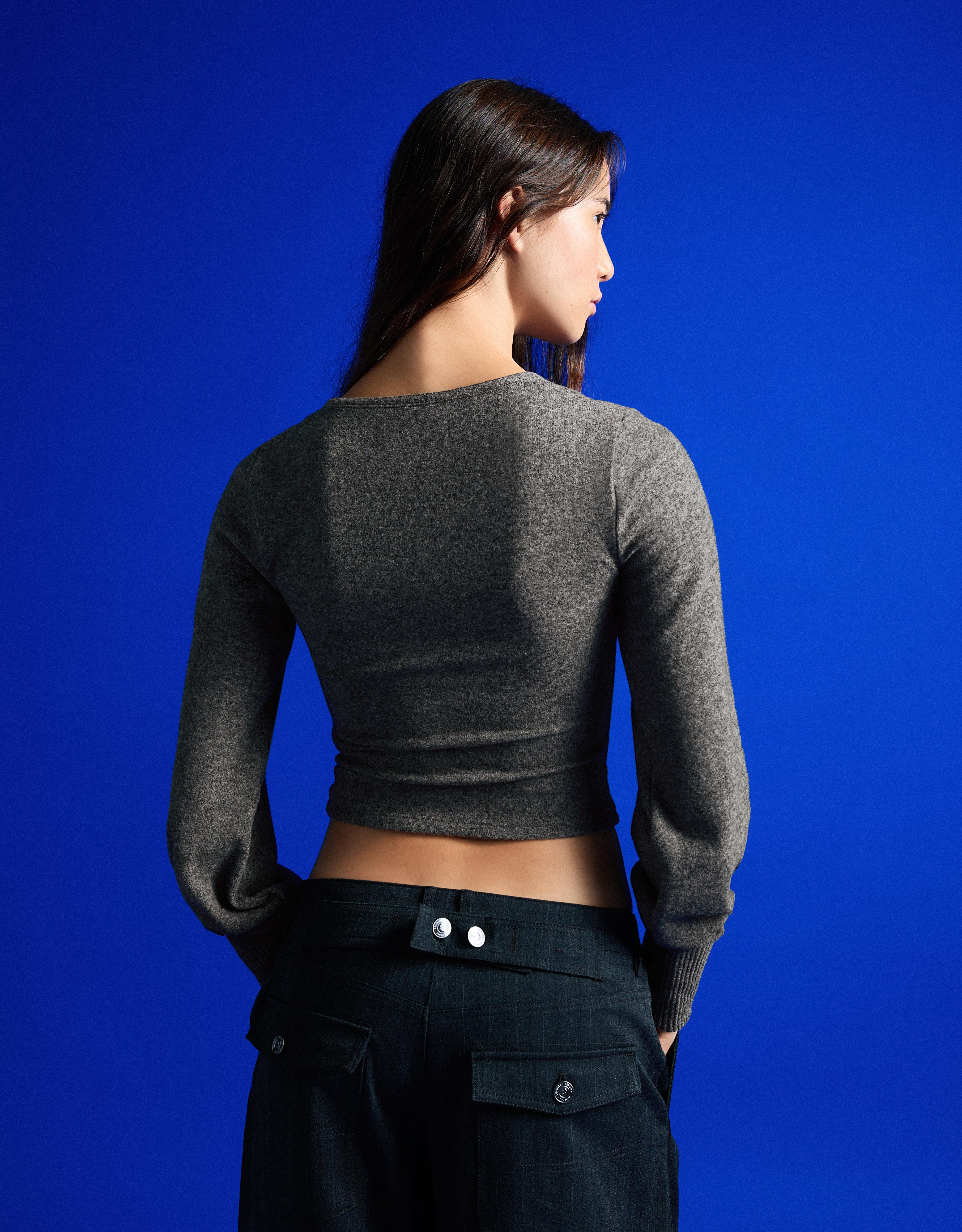 V-neck button jumper — Grey