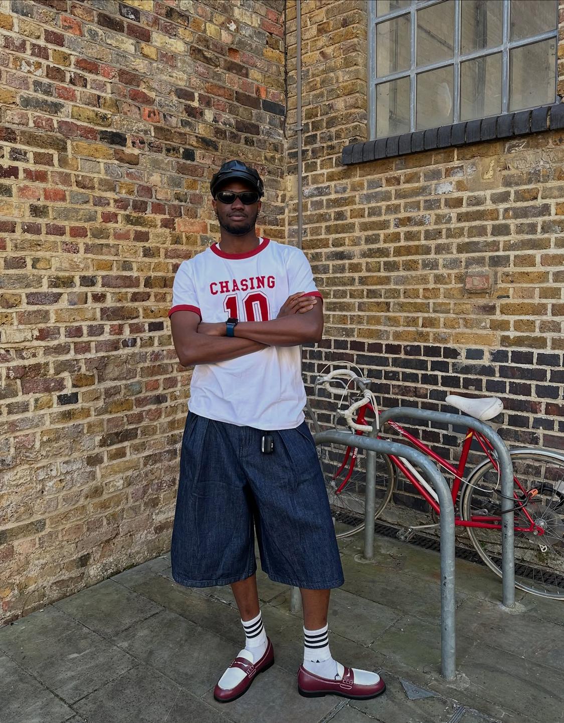 Short sleeve T-shirt with contrast ribbing