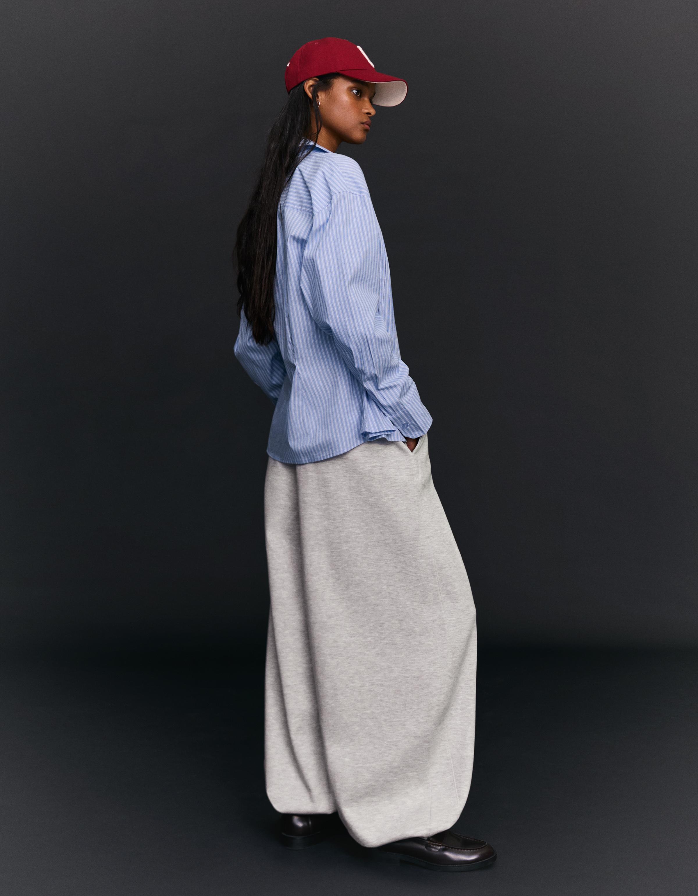 Barrel plush trousers with stoppers — Grey