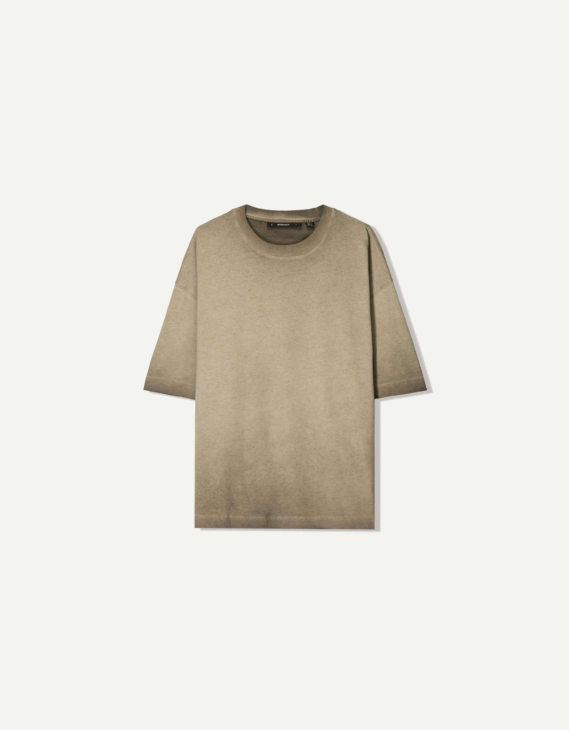 Long sleeve boxy-fit T-shirt - T-shirts - Men | Bershka
