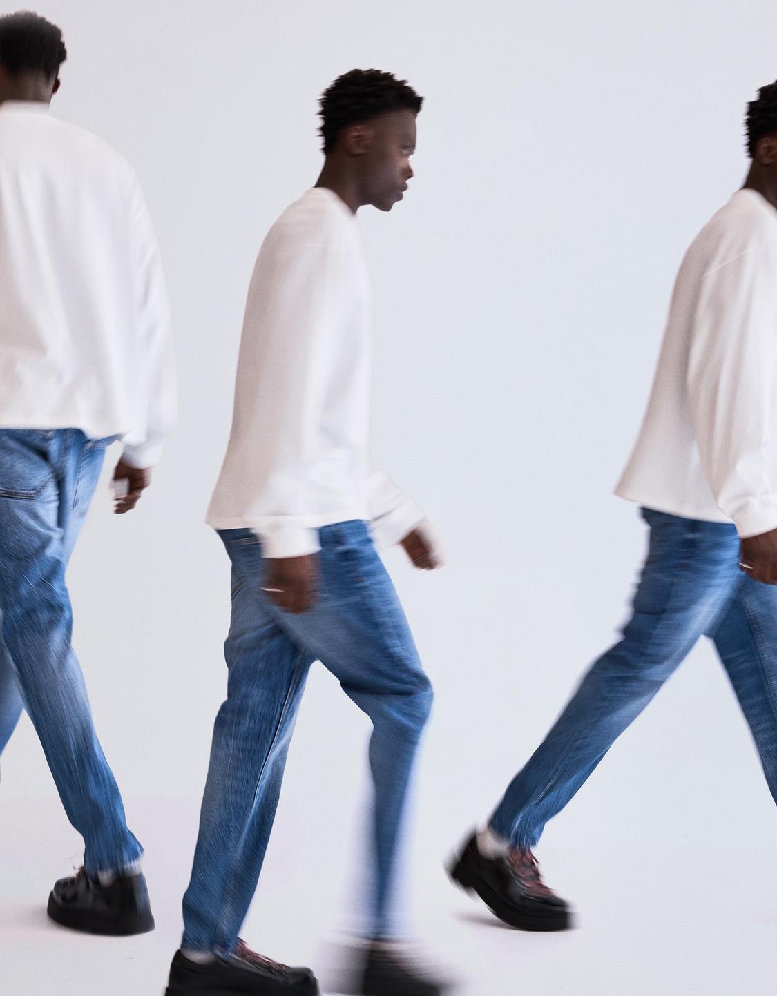 Straight fit jeans