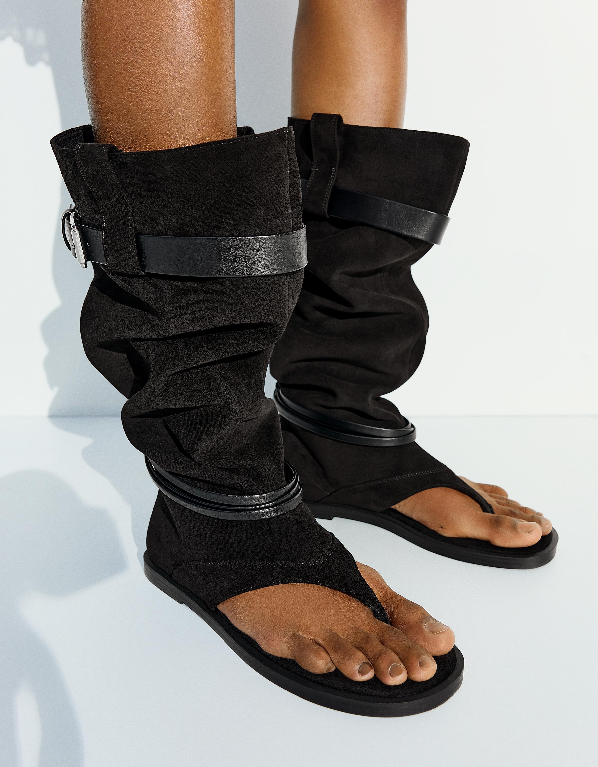 Flat slider sandals with buckle — BLACK