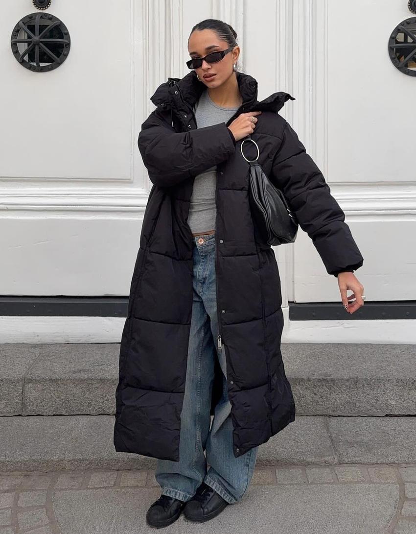 Uzun kapüşonlu su geçirmez şişme mont-Siyah